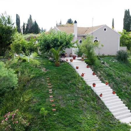 House On The Hill Lefkimmi (Corfu)